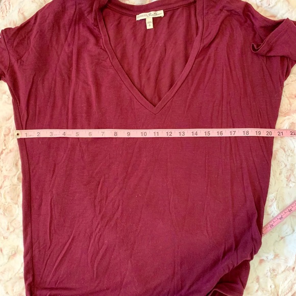 Maroon Express One-Eleven v neck tee - Picture 7 of 9